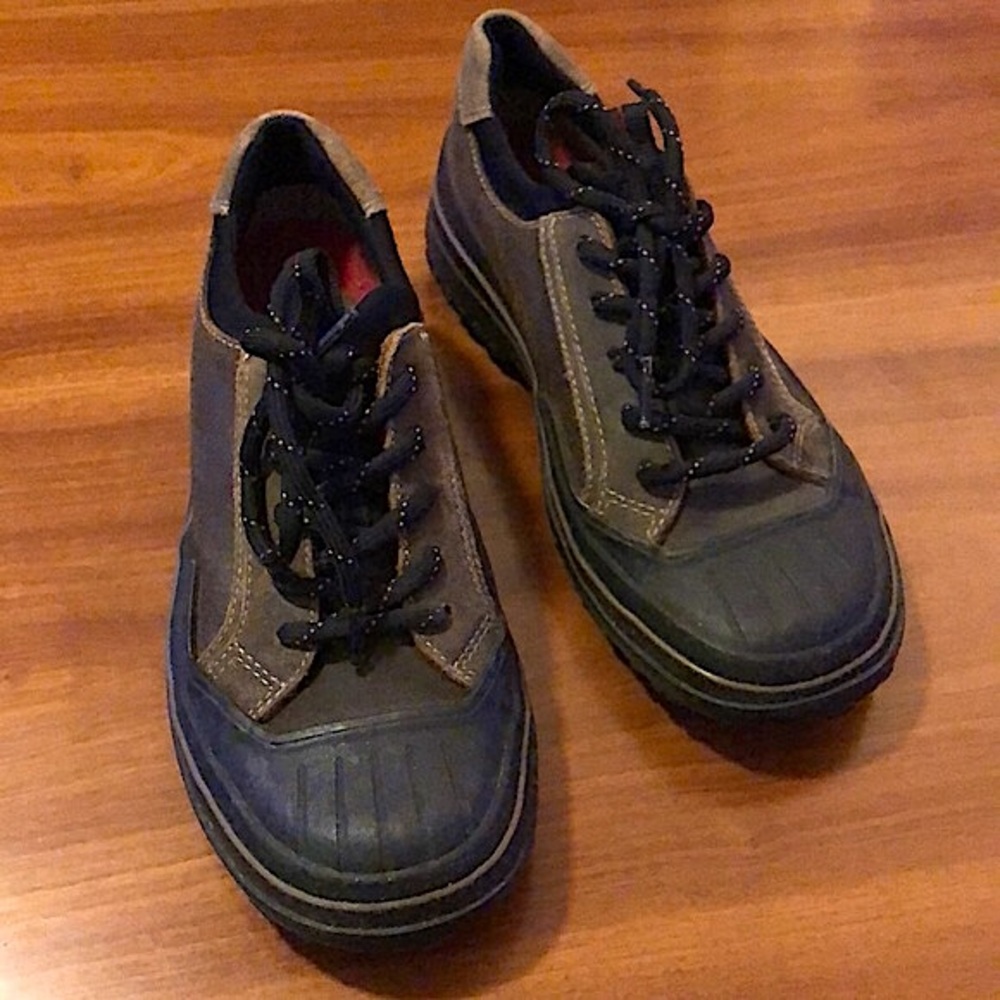 Clarks Muckers Duck Boots Shoes Women’s 7